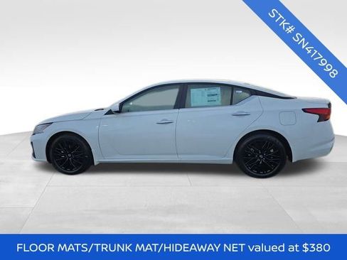 New 2025 Nissan Altima 2.5 SV w/ SV Special Edition Package image 4