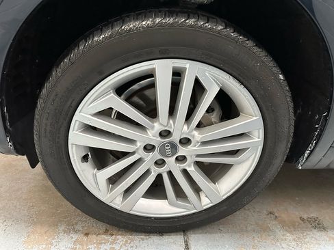 Used 2018 Audi Q5 2.0T Premium Plus w/ Premium Plus Package image 26