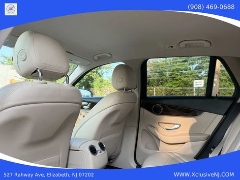 Used 2017 Mercedes-Benz GLC 300 4MATIC image 27