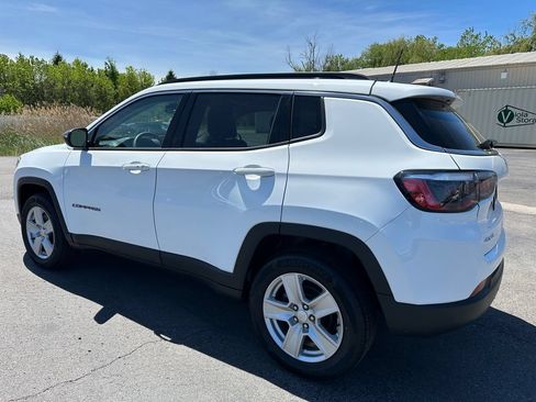 Certified 2022 Jeep Compass Latitude AWD/4WD image 15