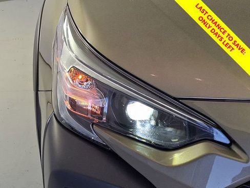 Used 2025 Subaru Outback Onyx Edition AWD/4WD image 10