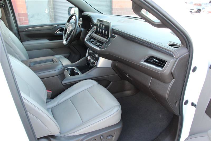 Used 2021 GMC Yukon SLT w/ SLT Luxury Plus Package AWD/4WD image 21