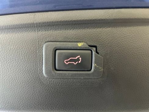 Used 2019 Subaru Outback 2.5i Limited AWD/4WD image 31