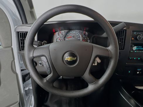 Used 2025 Chevrolet Express 2500 w/ Driver Convenience Package RWD image 16