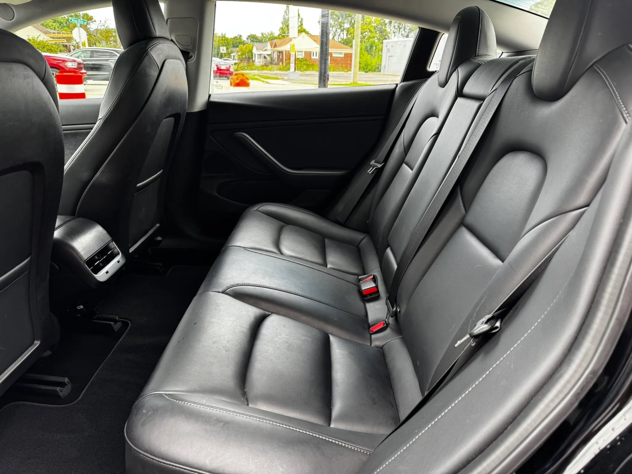 Used 2018 Tesla Model 3 Long Range AWD/4WD image 12