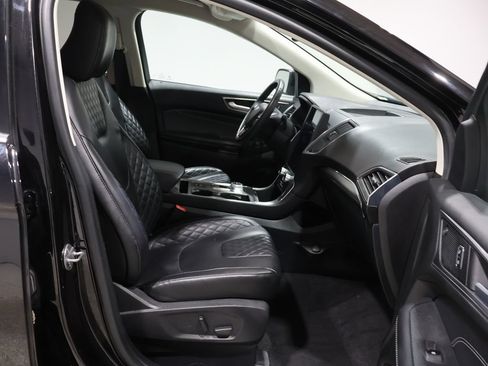 Used 2024 Ford Edge Titanium w/ Equipment Group 301A AWD/4WD image 22