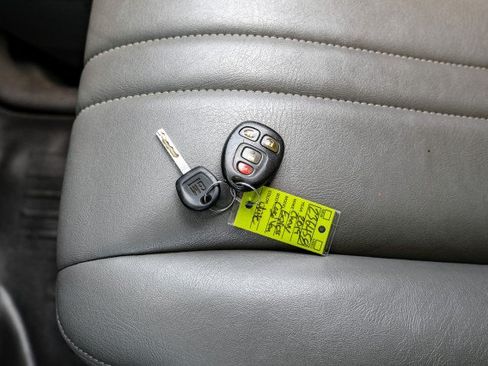 Used 2019 Chevrolet Express 2500 Extended w/ Driver Convenience Package RWD image 45