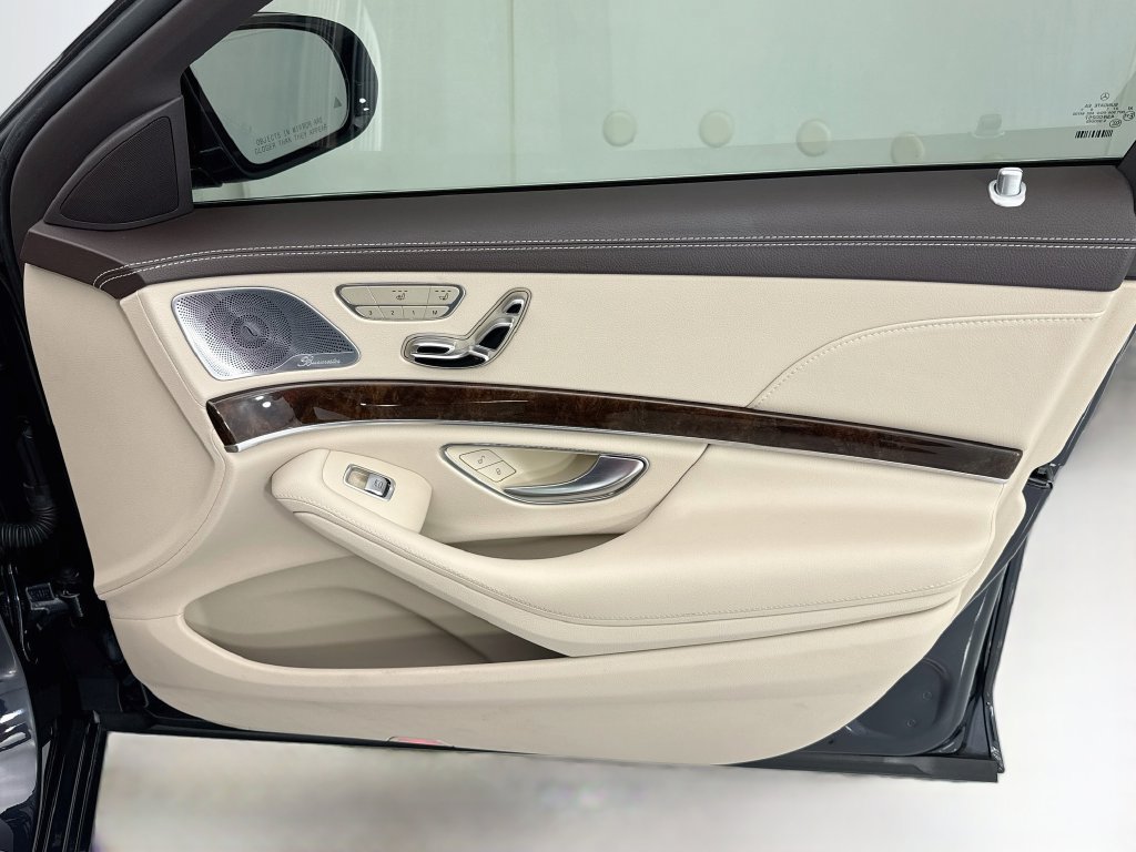 Used 2018 Mercedes-Benz S 450 Sedan image 24