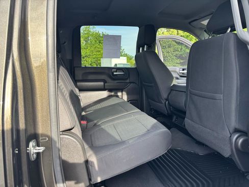 Used 2023 Chevrolet Silverado 2500 Custom w/ Custom Value Package AWD/4WD image 12
