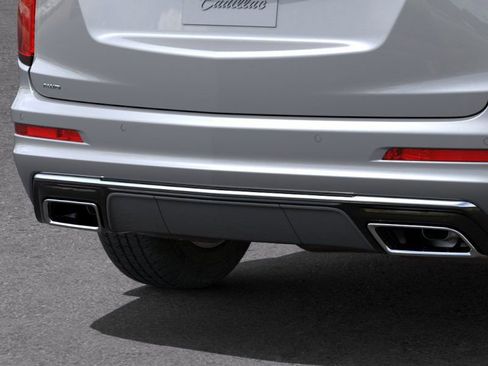 New 2025 Cadillac XT6 Luxury image 14