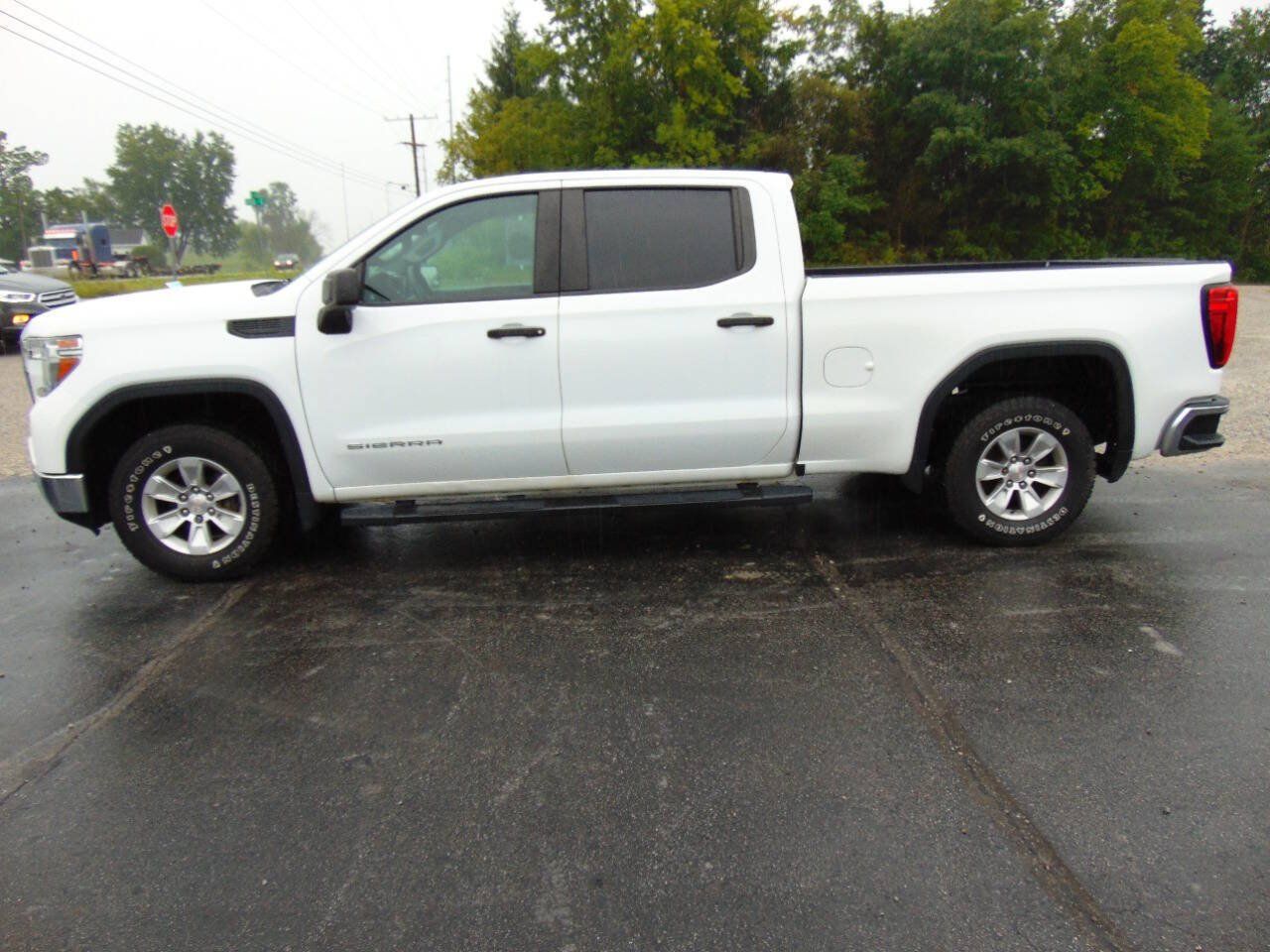 Used 2019 GMC Sierra 1500 4x4 Crew Cab w/ Convenience Package image 5