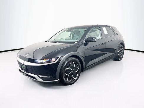Used 2024 Hyundai Ioniq 5 SEL RWD image 3