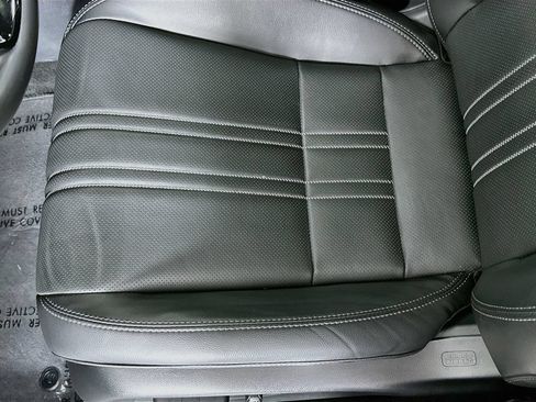 Used 2025 Honda HR-V EX-L image 19