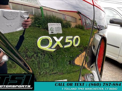 Used 2021 INFINITI QX50 Luxe w/ Appearance Package AWD/4WD image 8