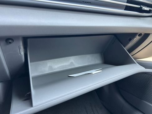 New 2025 Hyundai Elantra SEL image 2