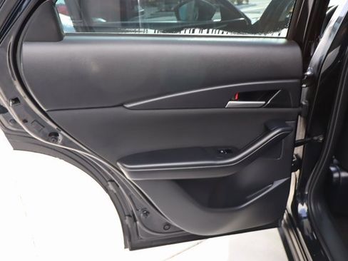 Certified 2025 MAZDA CX-30 AWD 2.5 S image 24