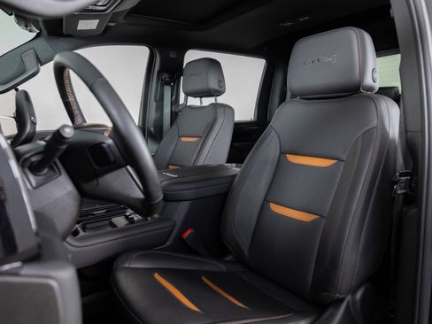 Used 2024 GMC Sierra 3500 AT4 w/ AT4 Premium Plus Package image 16