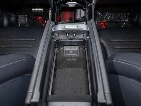 New 2026 Mercedes-Benz GLC 300 image 20