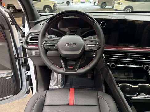 New 2026 Chevrolet Traverse RS image 28