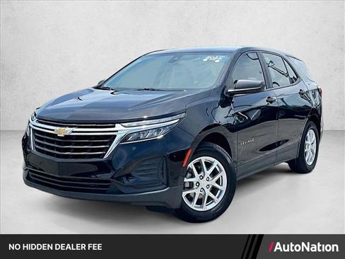 Used 2023 Chevrolet Equinox LS FWD image 1