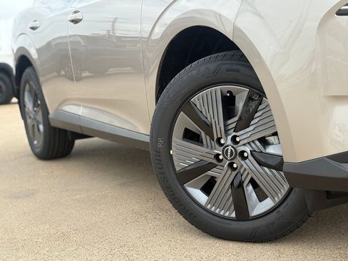 New 2026 Nissan Murano SL image 9