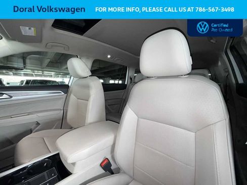 Used 2023 Volkswagen Atlas SE w/ Panoramic Sunroof Package FWD image 14