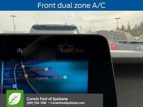 Certified 2025 Ford Expedition Active image 4