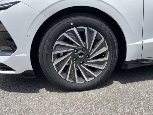 New 2025 Hyundai Sonata Limited image 33