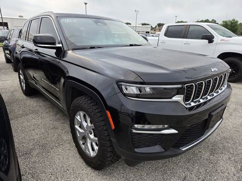 Used 2023 Jeep Grand Cherokee Limited w/ Trailer Tow Prep Group (B) RWD image 1