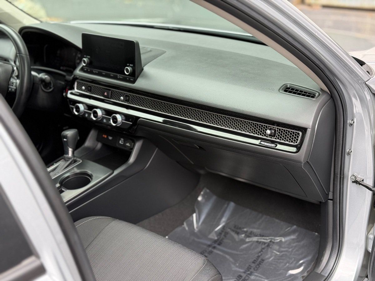 Used 2024 Honda Civic EX image 16