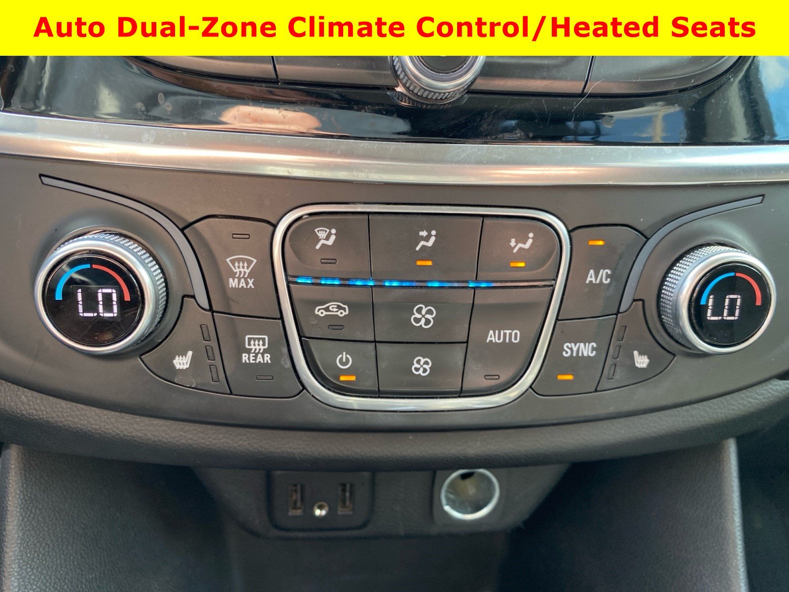 Used 2020 Chevrolet Traverse LT FWD image 23