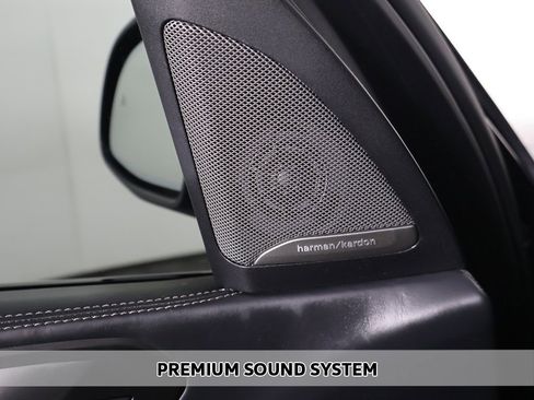 Used 2021 BMW X5 M w/ Executive Package image 5