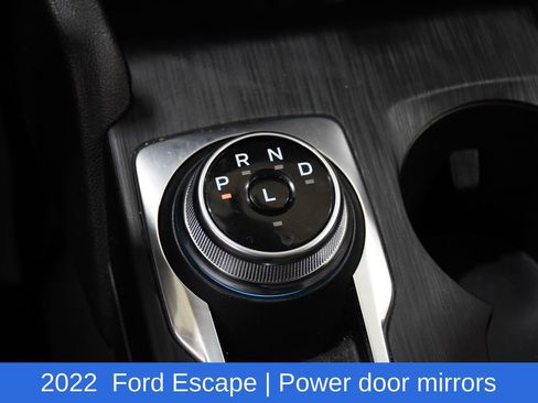 Used 2022 Ford Escape SE w/ SE Sport Appearance Package image 24
