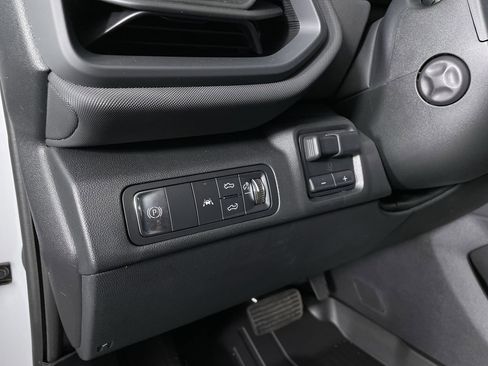 New 2025 Chevrolet Silverado EV LT image 77