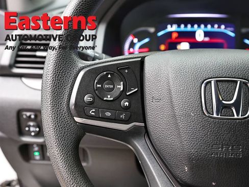 Used 2020 Honda Pilot EX image 15