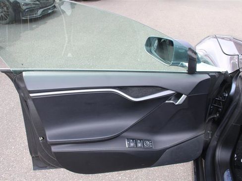 Used 2018 Tesla Model S 100D image 11
