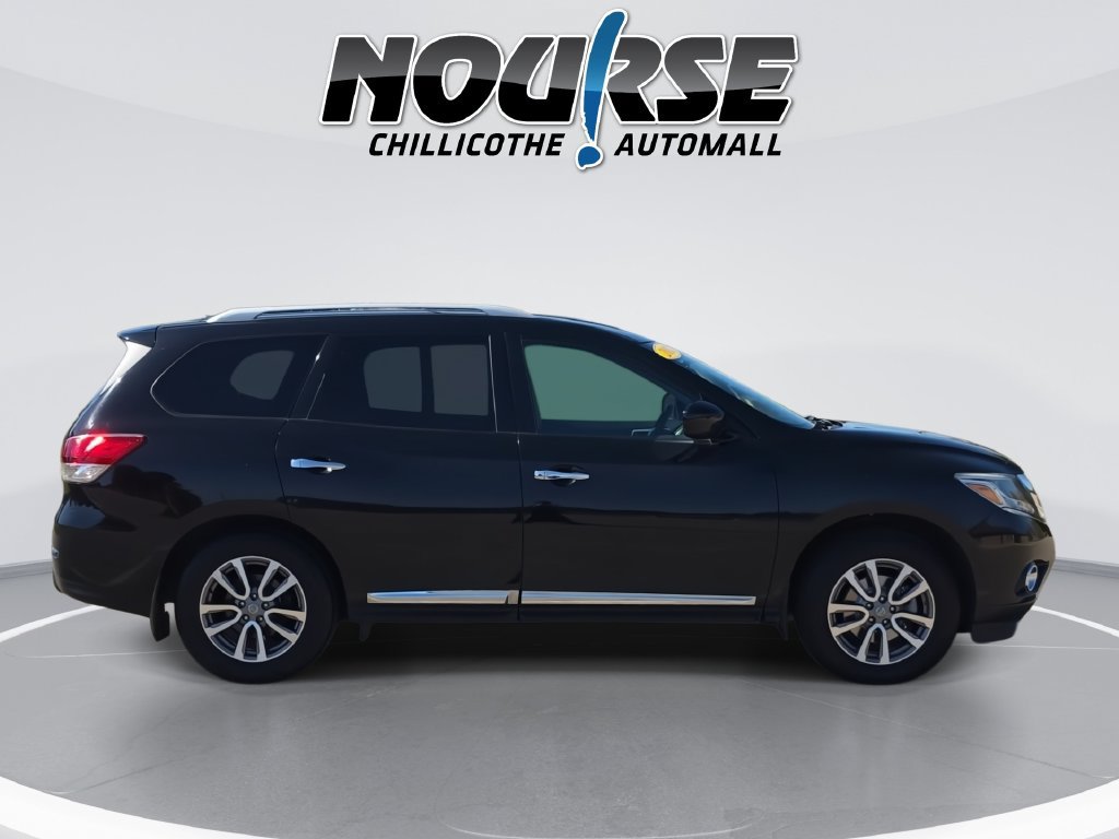 Used 2015 Nissan Pathfinder SL FWD image 9