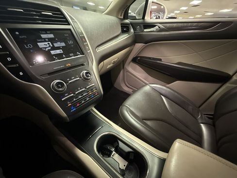 Used 2018 Lincoln MKC Reserve FWD image 33