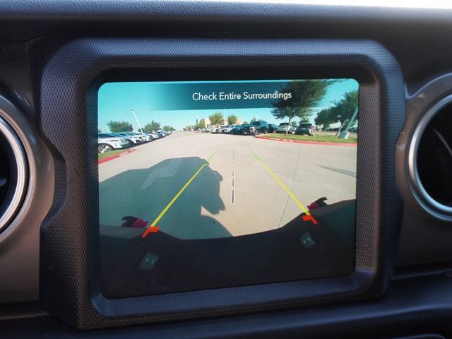 Used 2023 Jeep Gladiator Overland AWD/4WD image 21
