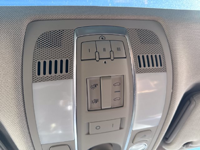 Used 2013 Audi Q7 3.0T Premium AWD/4WD image 35