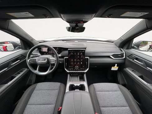 New 2026 GMC Acadia Elevation image 13