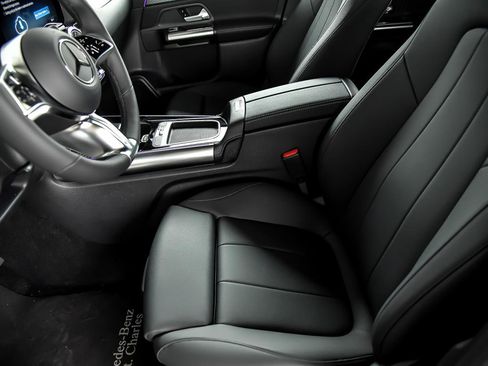 Certified 2025 Mercedes-Benz GLA 250 GLA 250 4MATIC image 13