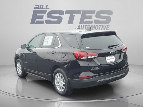 Used 2024 Chevrolet Equinox LT FWD image 2