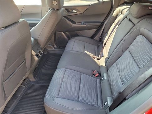 New 2026 Chevrolet Equinox LT image 6