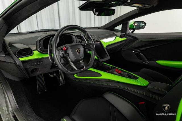 Used 2024 Lamborghini Revuelto AWD/4WD image 43