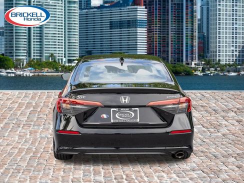 Used 2023 Honda Civic Sport image 7