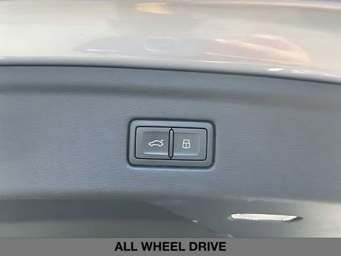 Used 2018 Audi A5 2.0T Premium Plus w/ Premium Plus AWD/4WD image 16