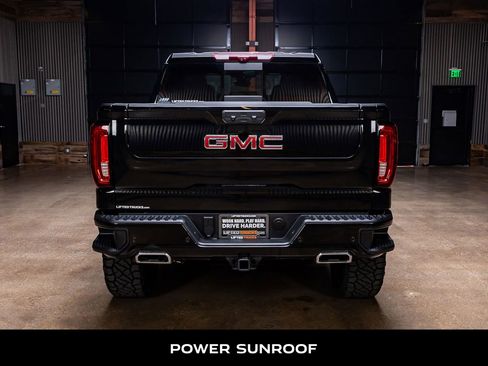 Used 2025 GMC Sierra 1500 Denali w/ Denali Reserve Package image 8