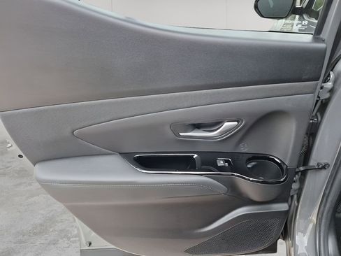 Used 2023 Hyundai Santa Cruz Limited image 17