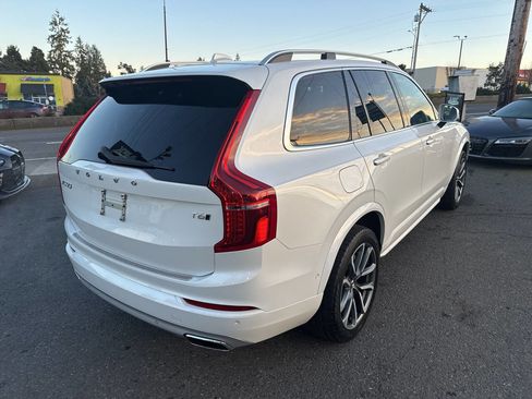 Used 2018 Volvo XC90 T6 Momentum w/ Convenience Package image 10